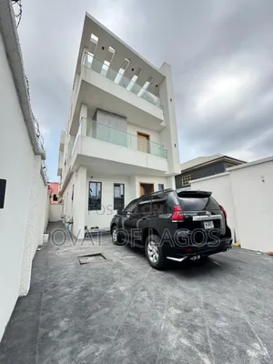 4bdrm Duplex in Lekki Phase 1 for rent