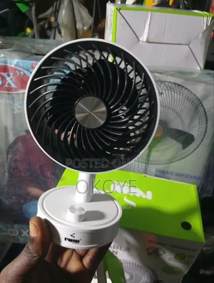Iwin Desktop Rechargeable Fan