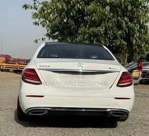 Mercedes-Benz E300 2017 White