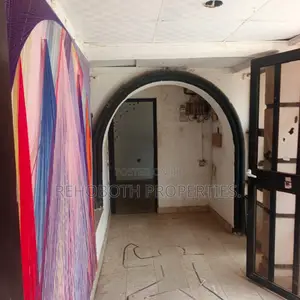 5bdrm Bungalow in Aare Opp Rehoboth, Oluyole for rent