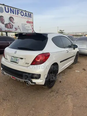Peugeot 207 2010 White