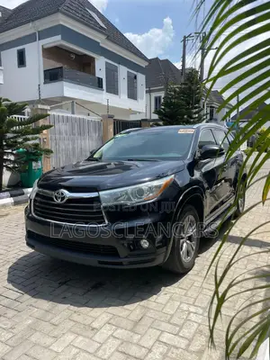 Toyota Highlander XLE 4dr SUV AWD (3.5L 6cyl 6A) 2015 Black
