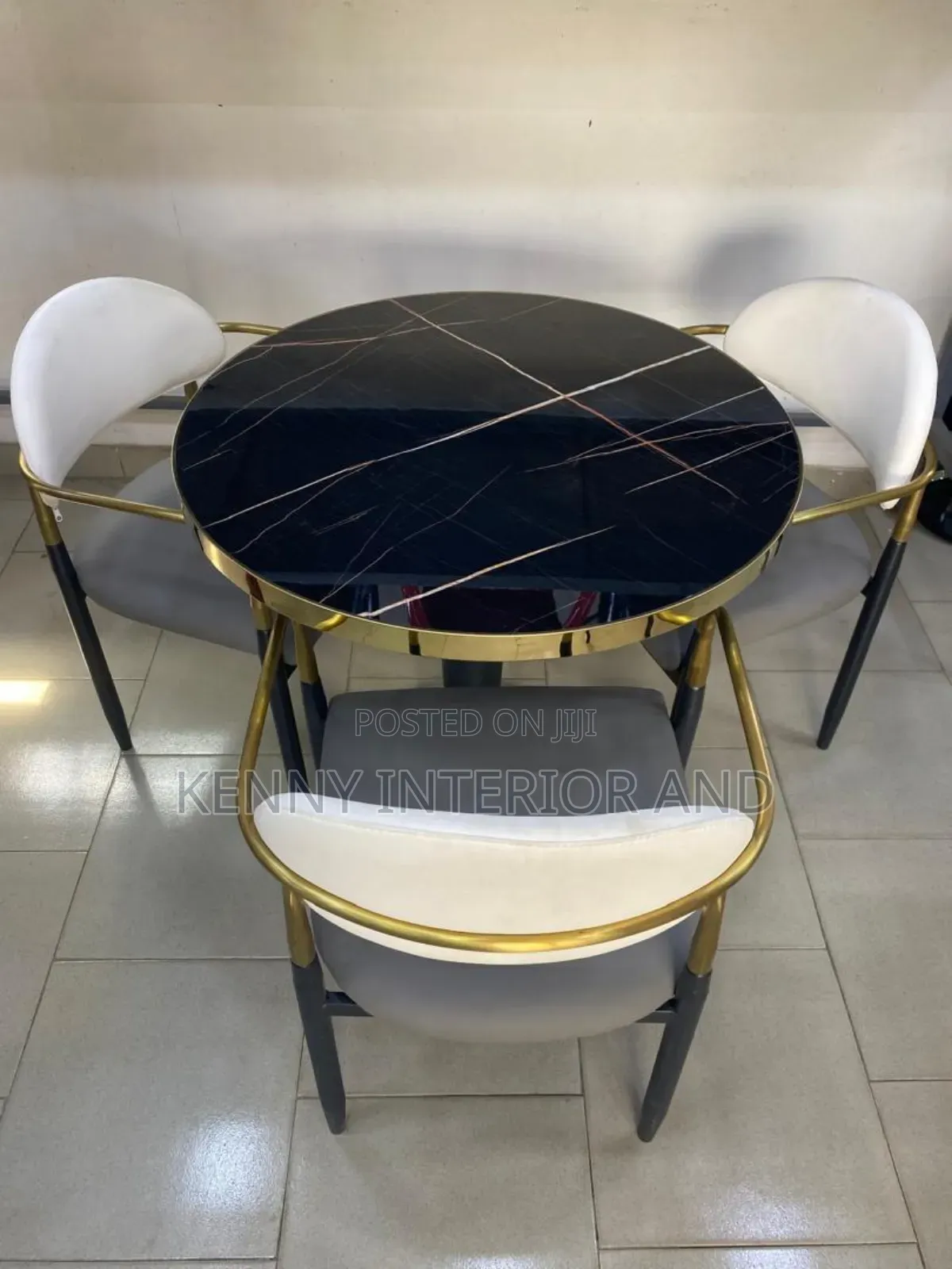 Dinning Table