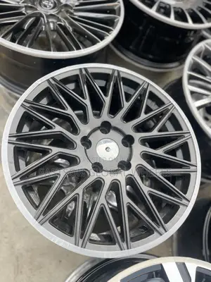 17” Inch Rim Black Going For M/Benz, Toyota And Lexus Cars