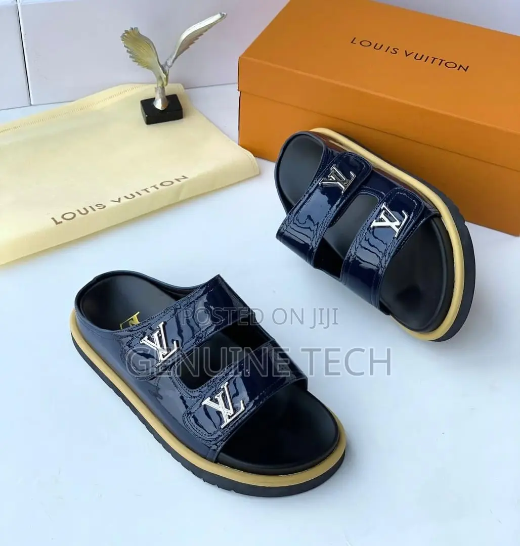 Louis Vuitton Slippers