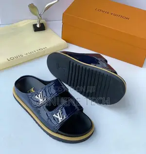 Louis Vuitton Slippers