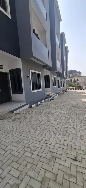 4bdrm Townhouse/Terrace in Main Guzape for sale