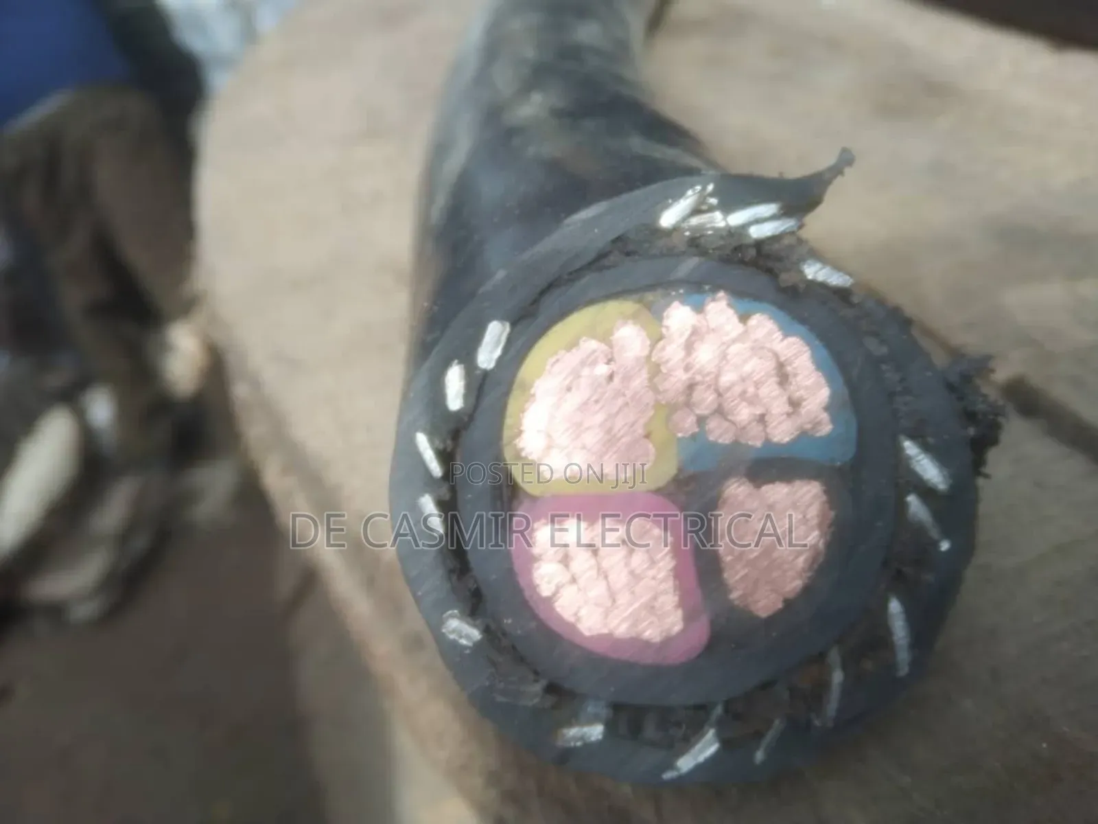 4x95mm2  Armoured Cable