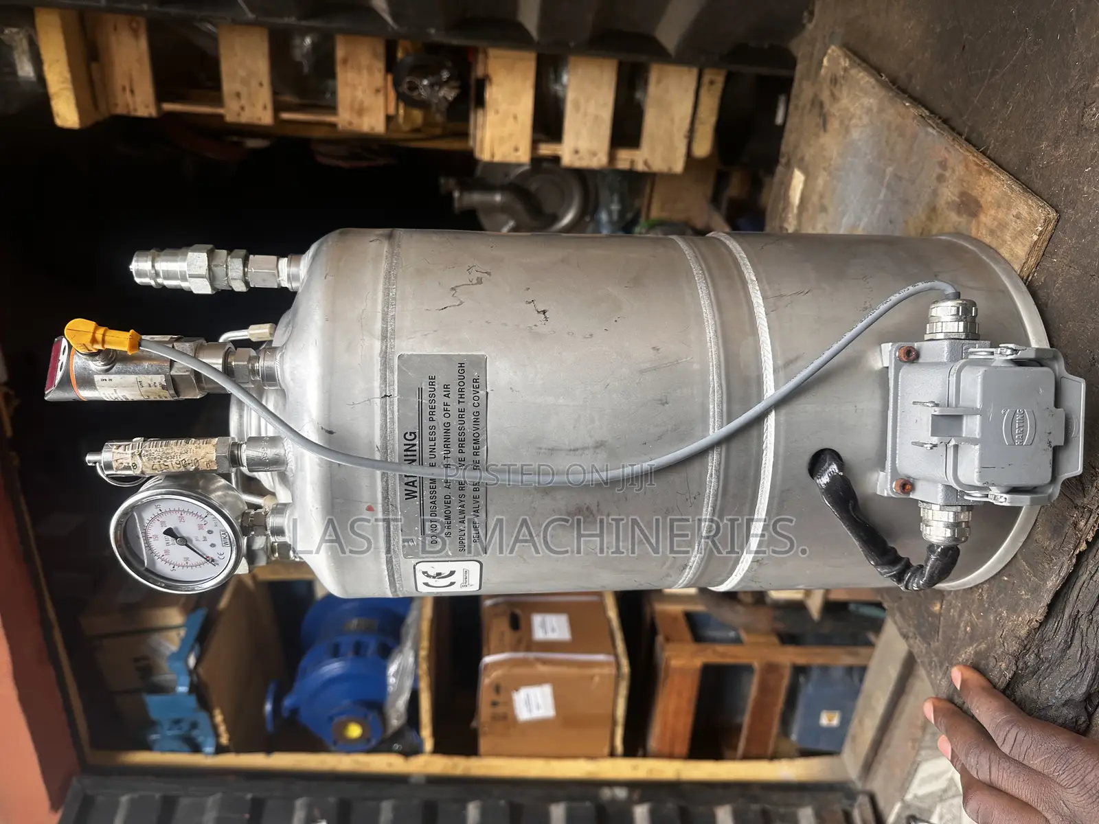 Jiskoot Lab Mixer and Tank