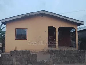 Furnished 3bdrm Apartment in Oko Afo for sale