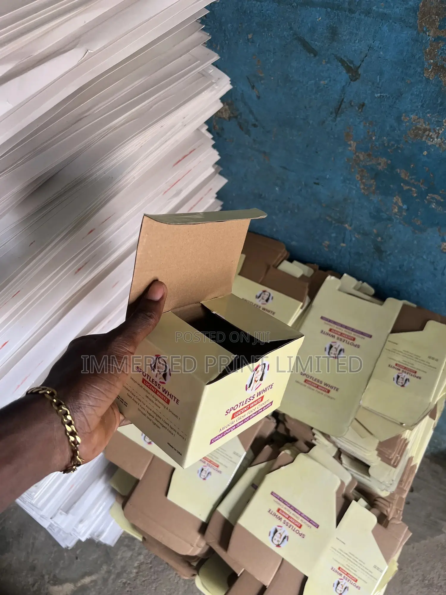 Custom Carton Packaging
