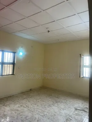 3bdrm Block of Flats in Magodo Phase1 for rent