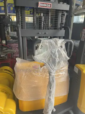 2ton 2000kg Electric Stacker Semi Electric Forklift