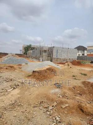 5bdrm Duplex in Senatra, Idu for sale