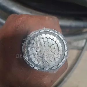 1x630mm2 Armoured Cable