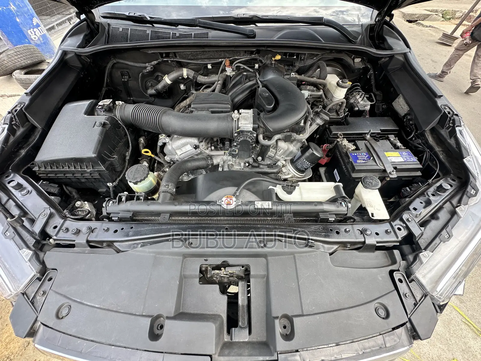 Toyota Hilux Revo Smart Cab Petrol 2.7 RWD 2018 Black