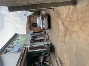 2bdrm Block of Flats in Peace Estate, Alimosho for sale