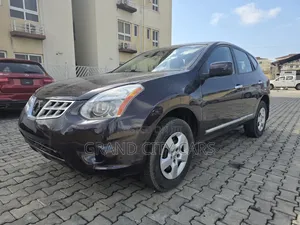Nissan Rogue S 2011 Brown
