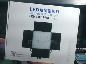 Professional Led 1000 Pro Studio Light