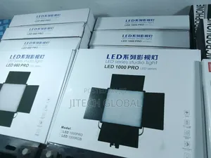 Professional Led 1000 Pro Studio Light