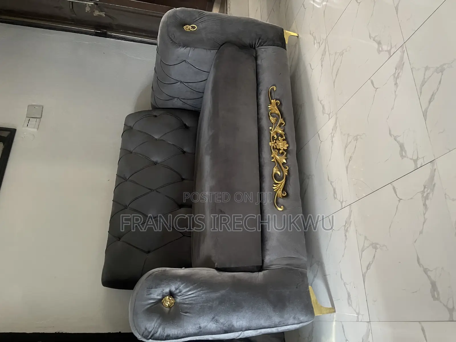 Neat New Complete Sofa