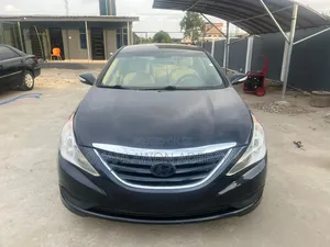 Hyundai Sonata Limited 2.0T Sedan (2.0L 4cyl 6A) 2013 Black