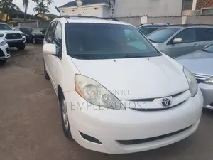 Toyota Sienna XLE Limited 2008 White