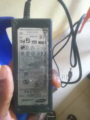 Laptop Charger (Samsung)