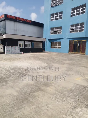 Commercial Property at Lekki Phase 2 for Rent