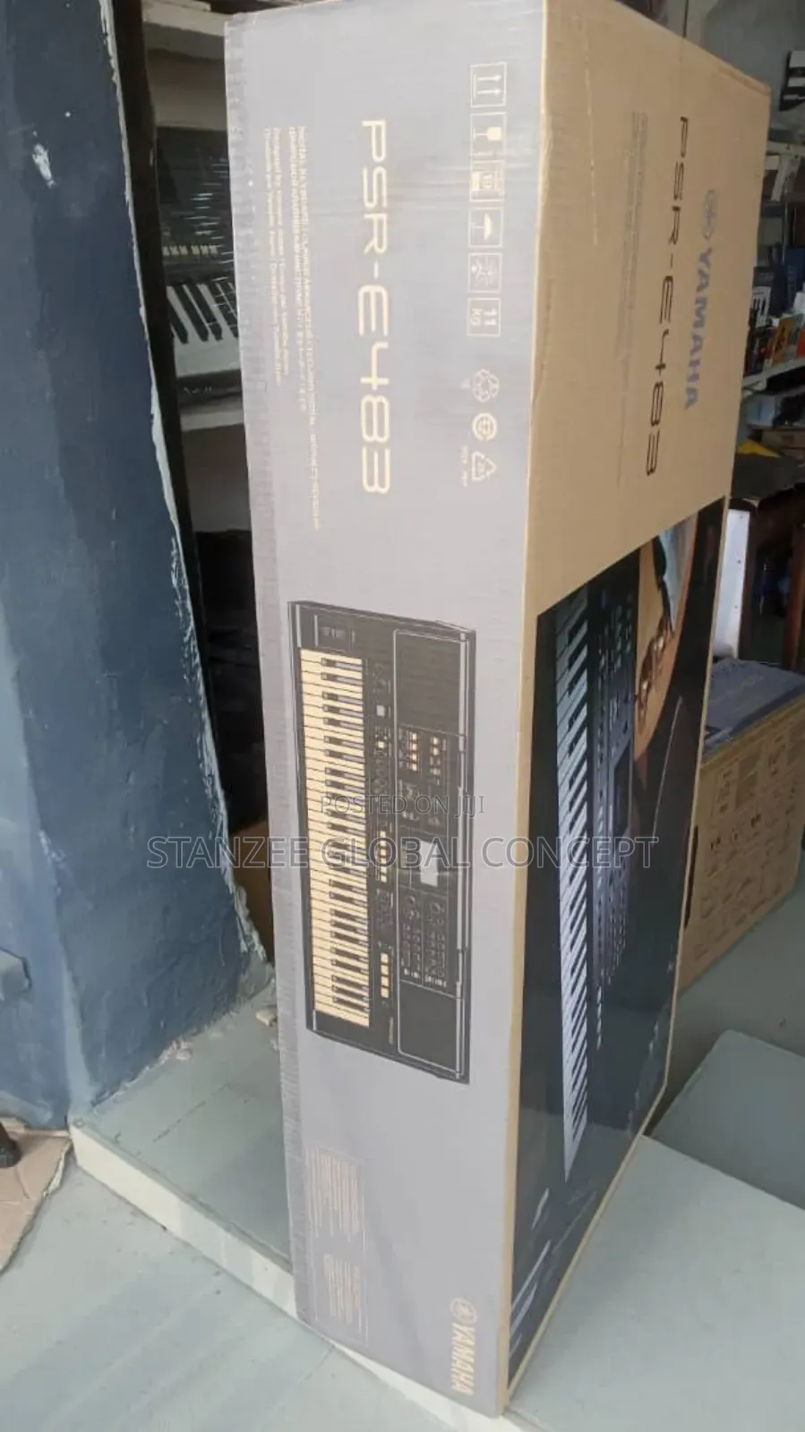 Yamaha PSR E483 Keyboard With Adapter