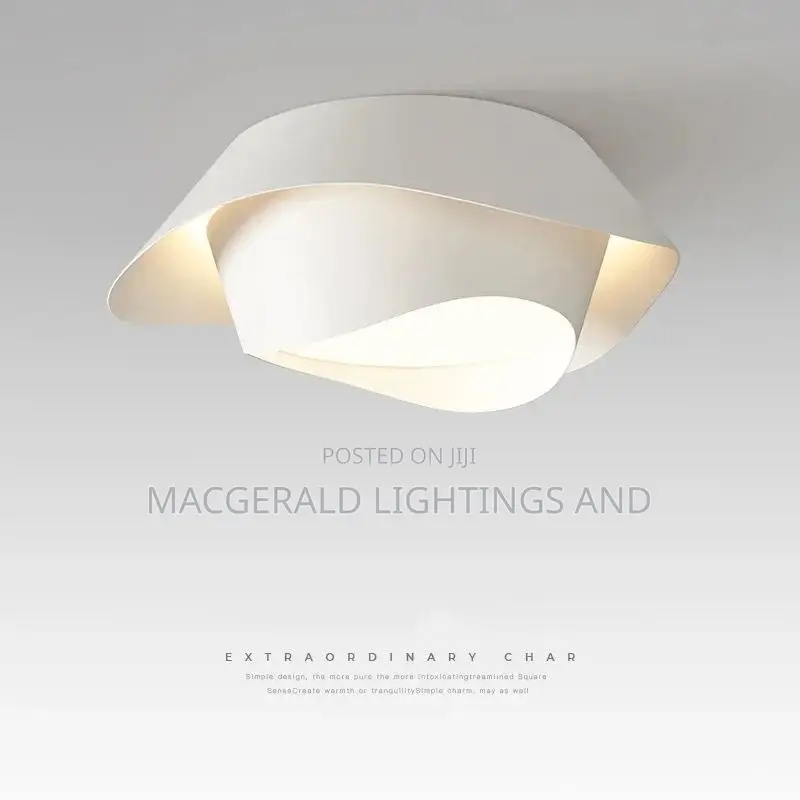 Ceiling Fitting
