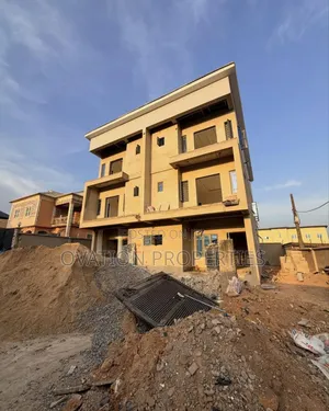 4bdrm Duplex in Ogba for sale