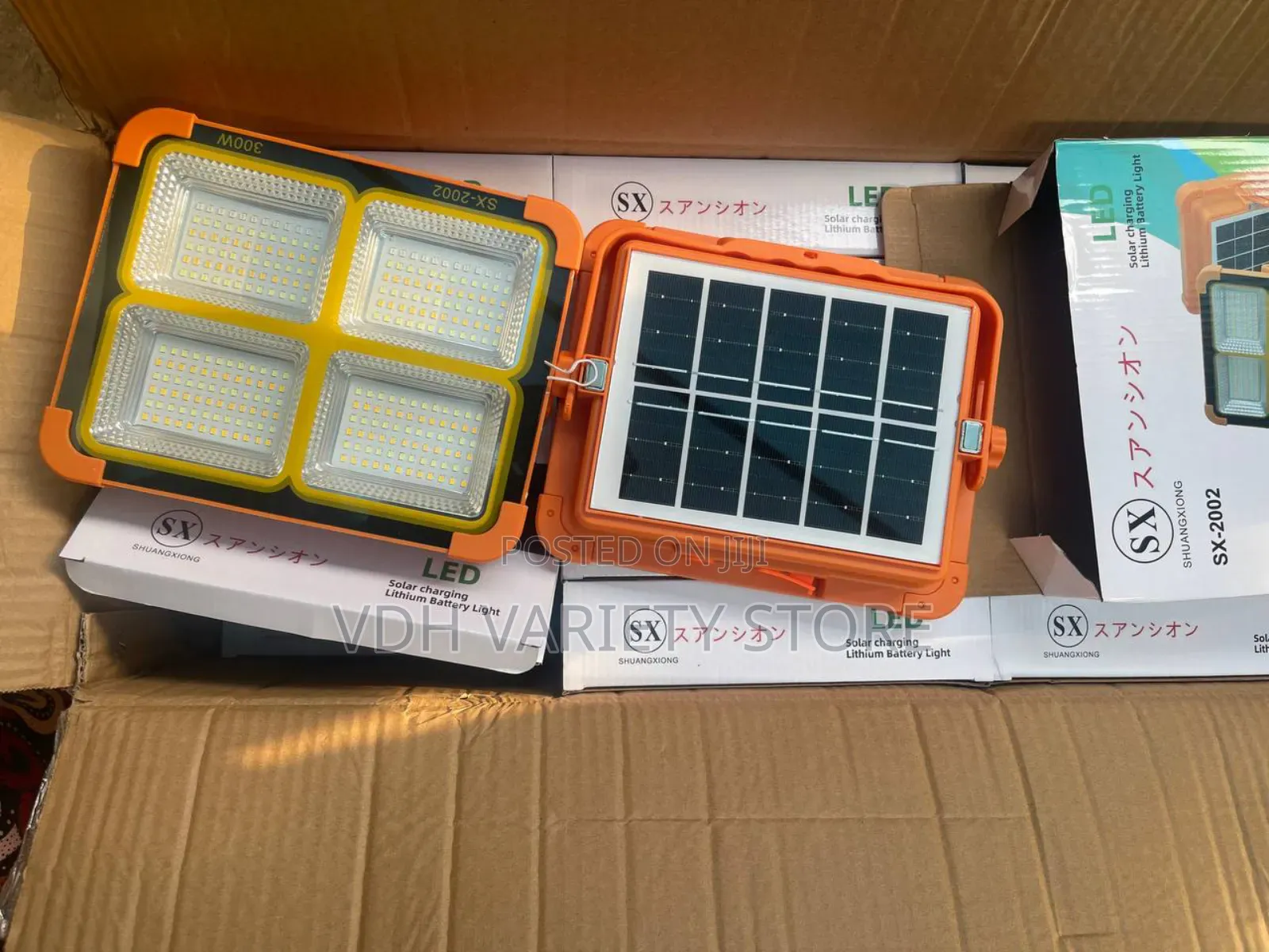 Rechargeable and Solar Light(Displays 5 Lighting Mode)