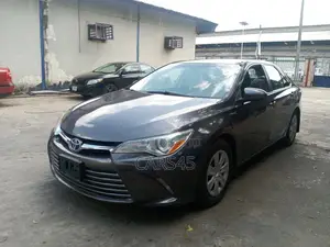 Toyota Camry 2015 Gray