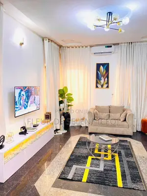 Luxurious 4 Bedroom Duplex
