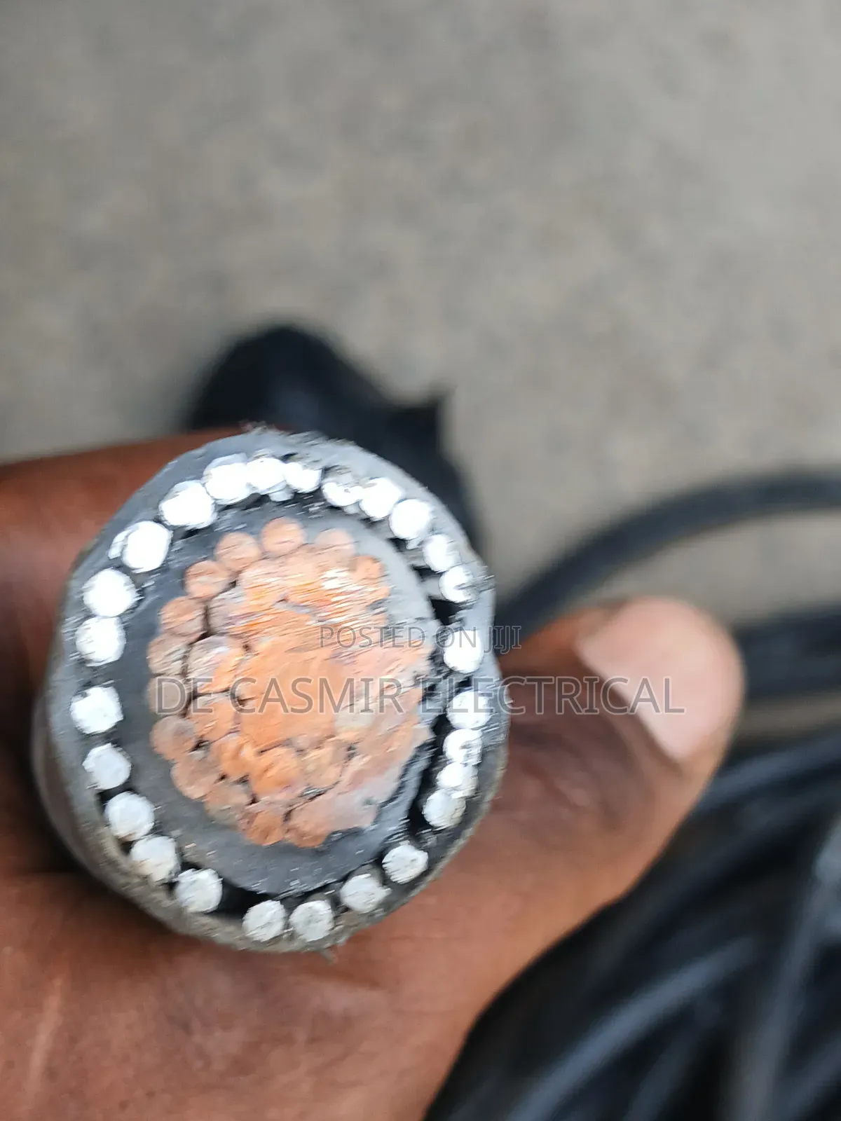 1x185mm2 Armoured Cable