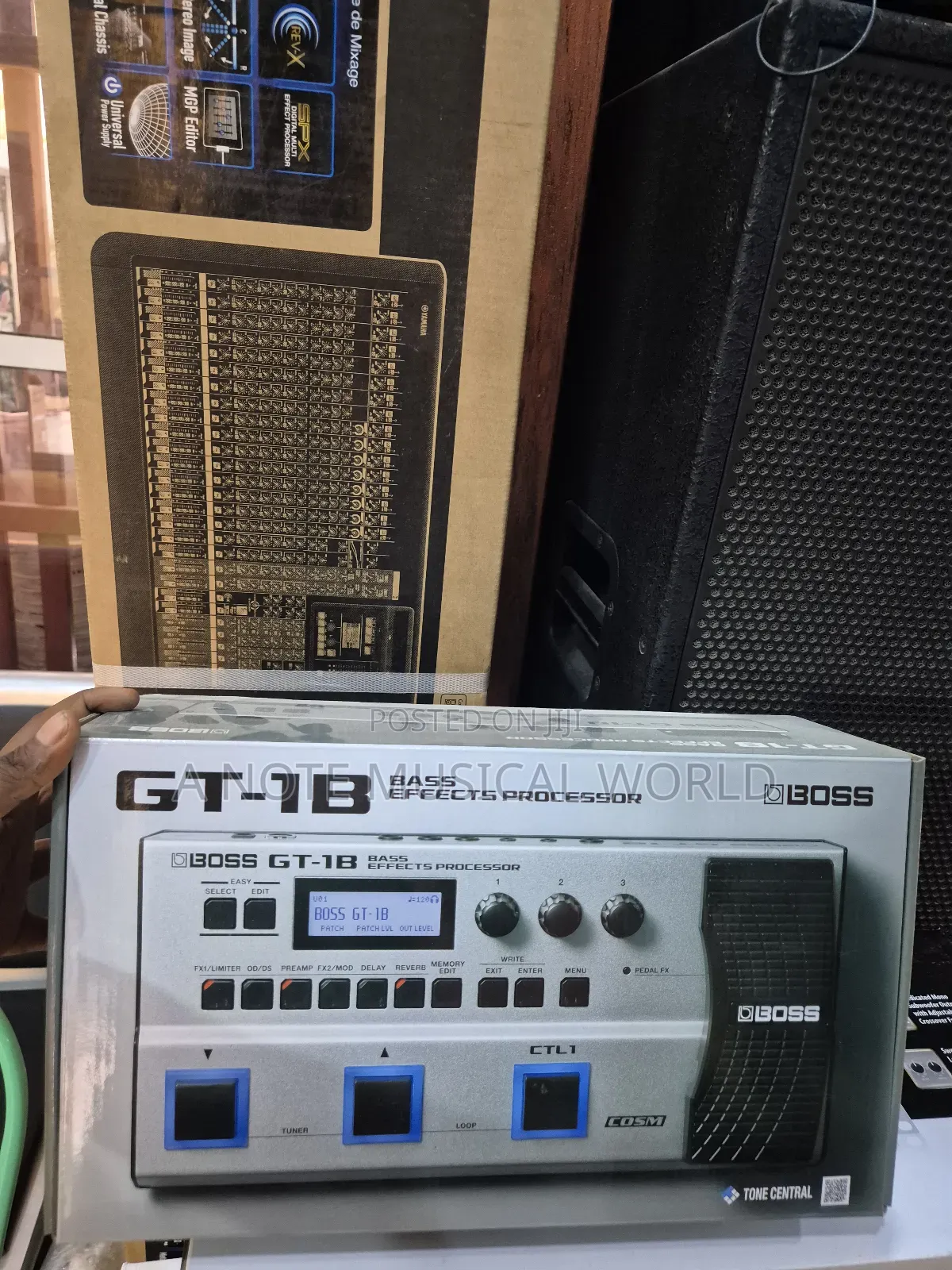 Gt-1b Boss Effect Processor