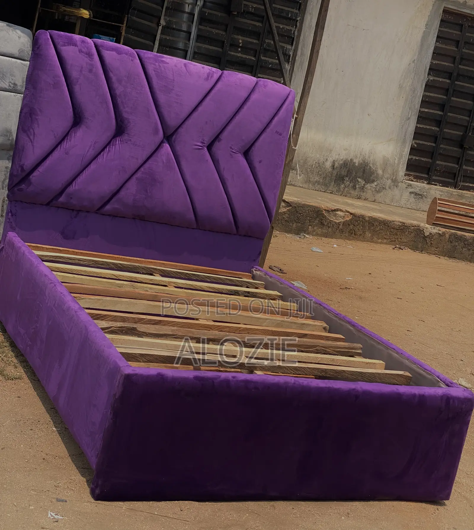 6/4 Bedframe
