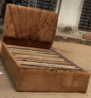 6/4 Bedframe