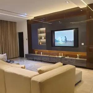 Luxurious 2 Bedroom Apartment