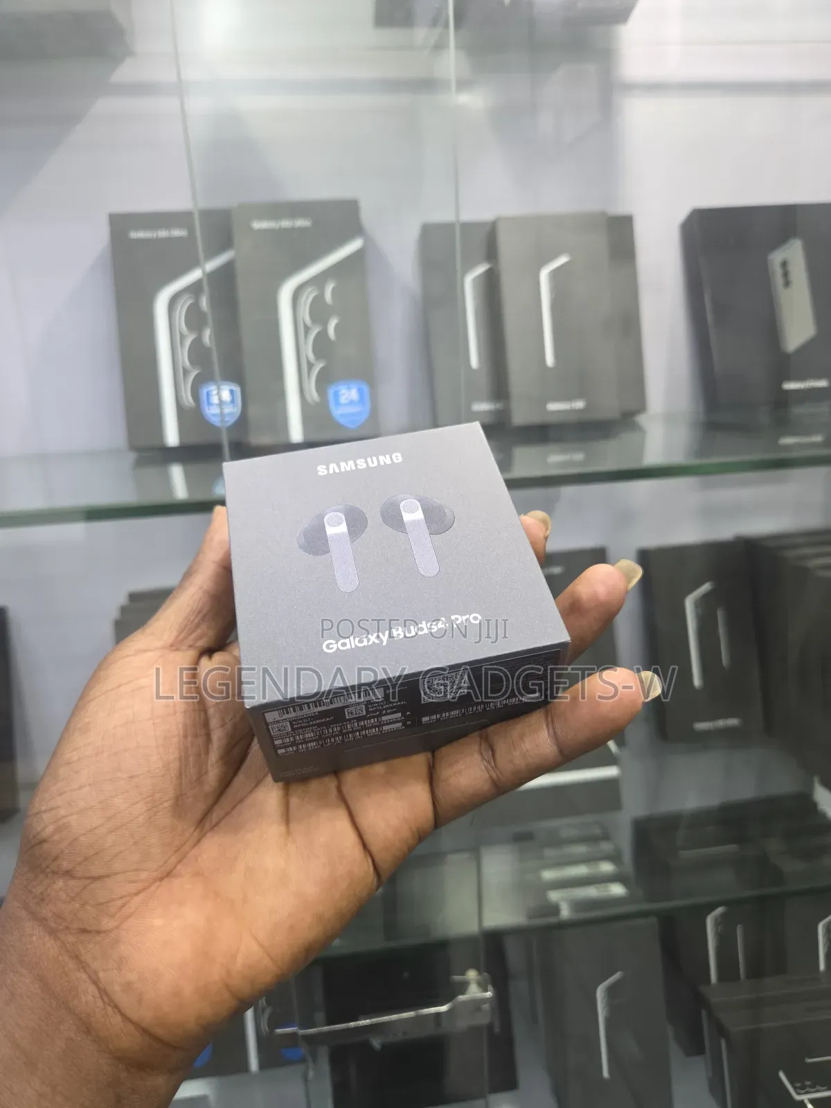 Brand New Galaxy Buds4 Pro Black