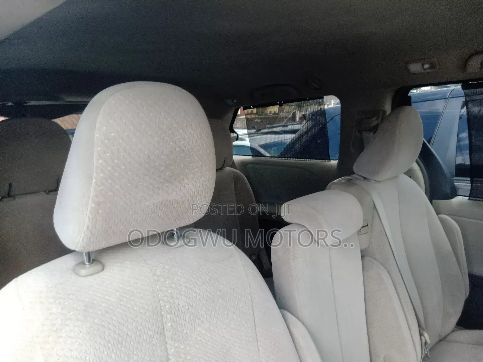 Toyota Sienna 2011 Green