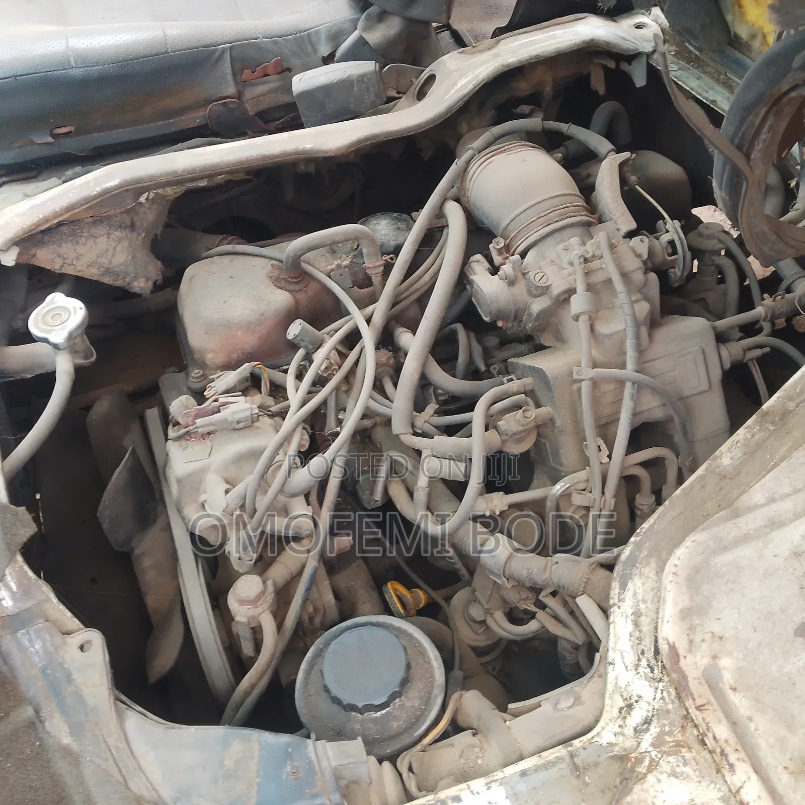 Toyota HiAce 2005 White