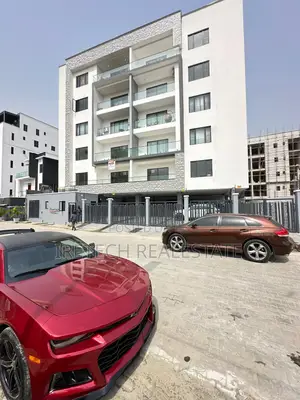 2bdrm Apartment in Off Freedom Way In, Lekki Phase 1 for sale