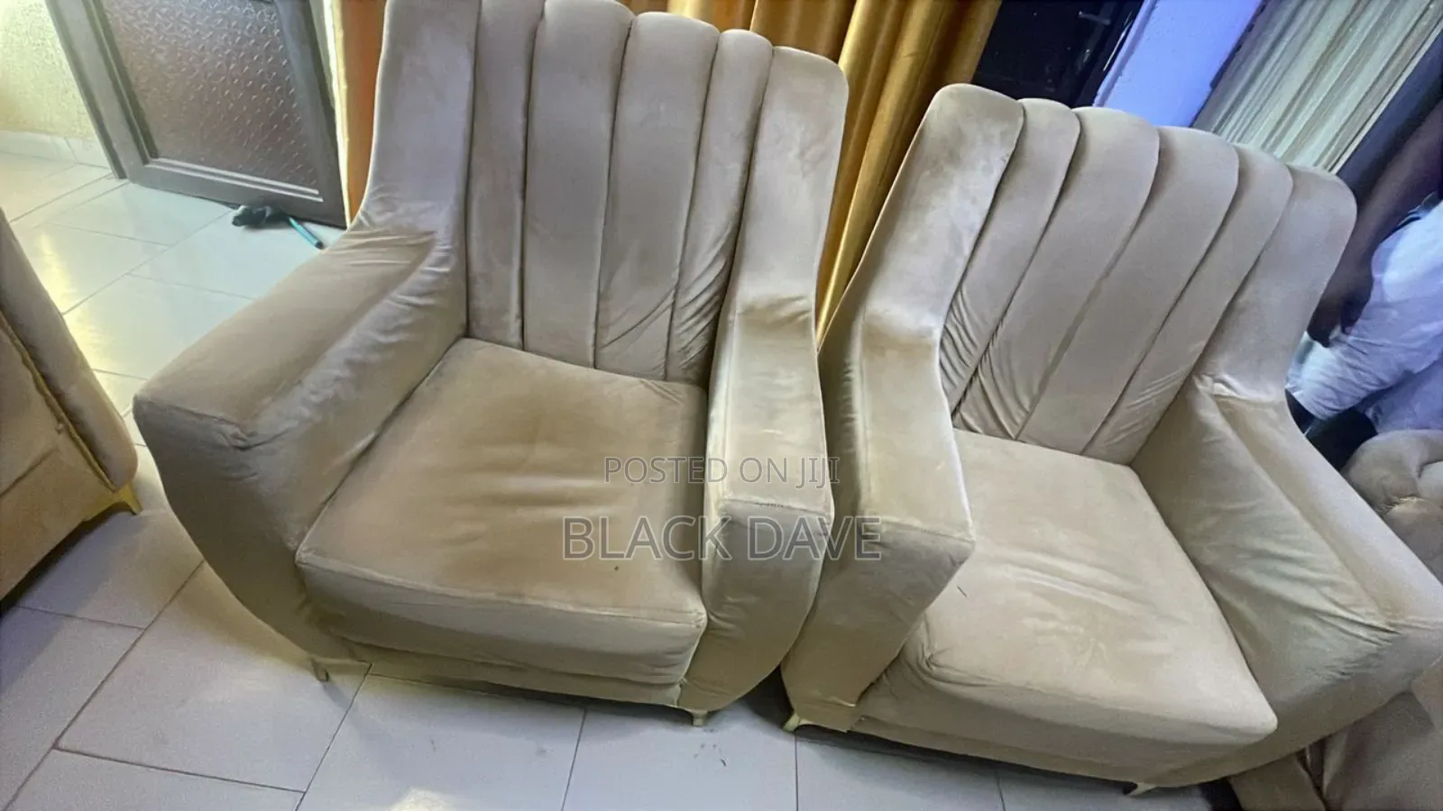Sitting Room Chair