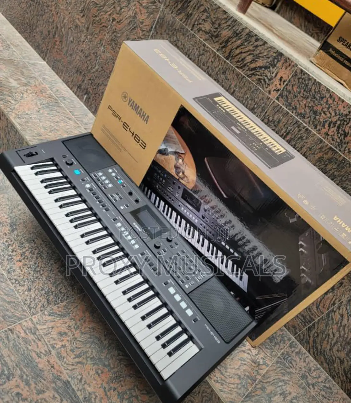 Yamaha PSR-E483 Keyboard