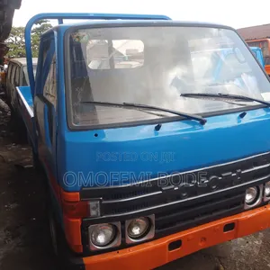 Toyota Dyna 150 Normal Bucket Four Tyres Petrol Truck