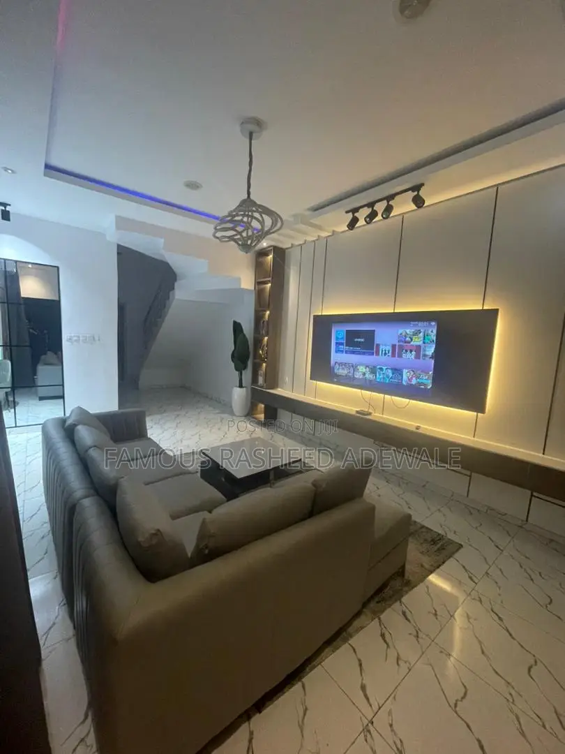 Shortlet Shared Apartment.