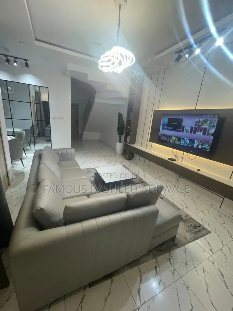 Shortlet Shared Apartment.