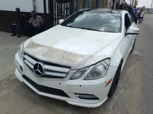 Mercedes-Benz C350 2013 White